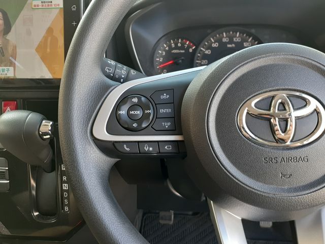 TOYOTA ROOMY 2020