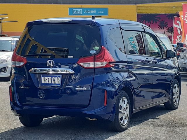 HONDA FREED HYBRID 2017