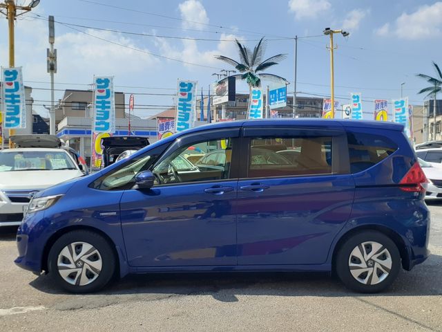 HONDA FREED HYBRID 2017