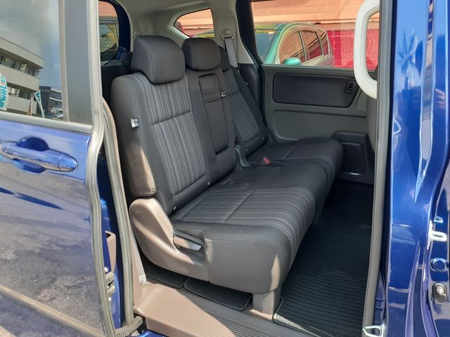 HONDA FREED HYBRID 2017