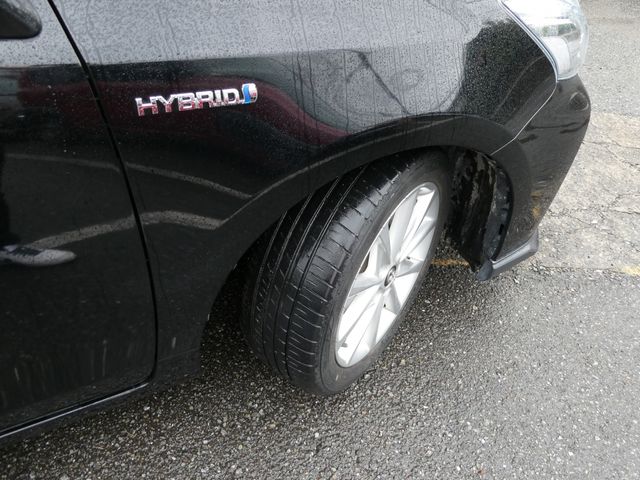 TOYOTA PRIUS Alpha 2016