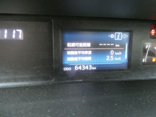 TOYOTA PRIUS Alpha 2016