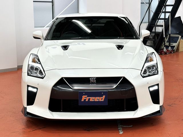 NISSAN GT-R 2016