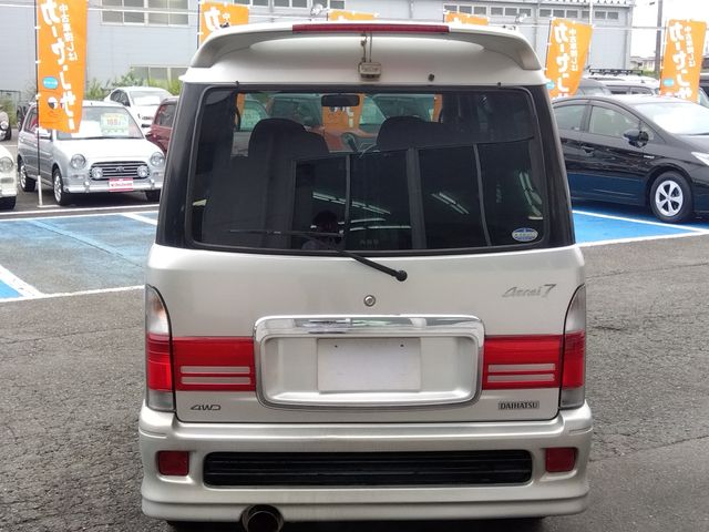 DAIHATSU ATRAI7 4WD 2000