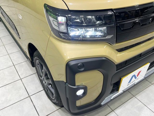 DAIHATSU TANTO FAN CROSS 2024