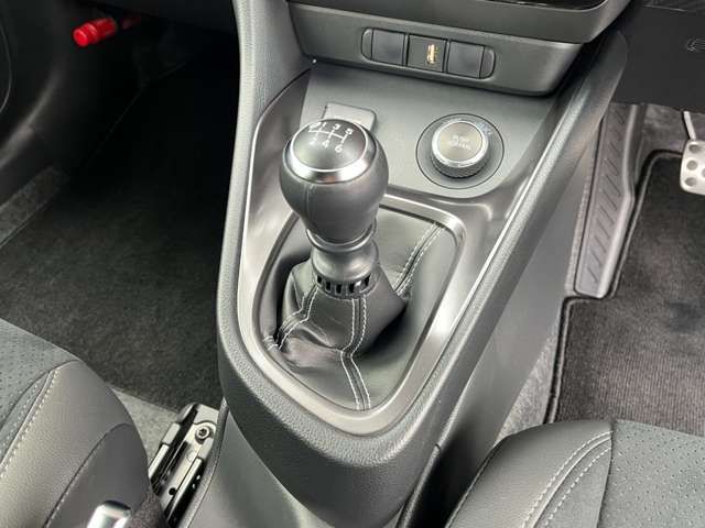 TOYOTA GR YARIS 2021