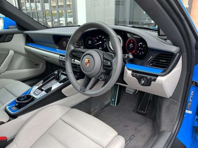 PORSCHE PORSCHE 911 2023