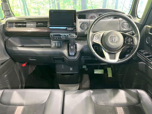 HONDA N BOX CUSTOM 2018