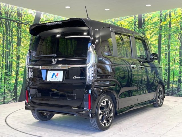 HONDA N BOX CUSTOM 2018