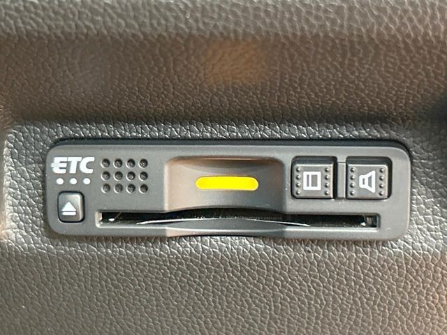 HONDA FREED HYBRID 2022