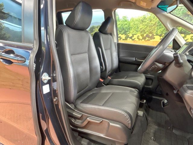 HONDA FREED HYBRID 2022