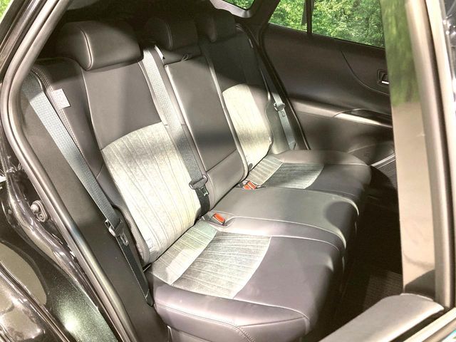 TOYOTA HARRIER HYBRID 2023