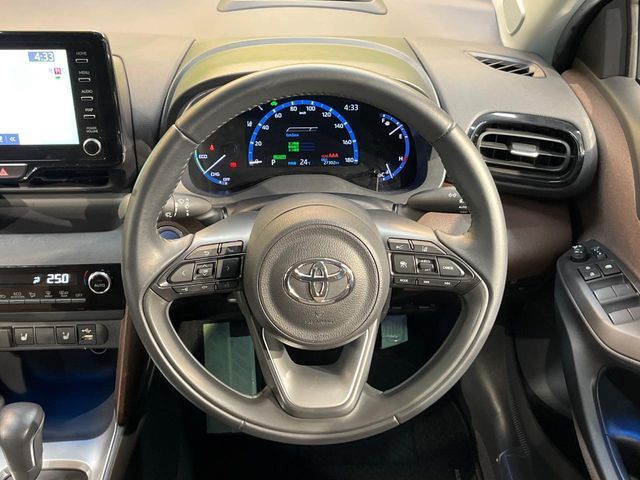 TOYOTA YARIS CROSS HYBRID 2020