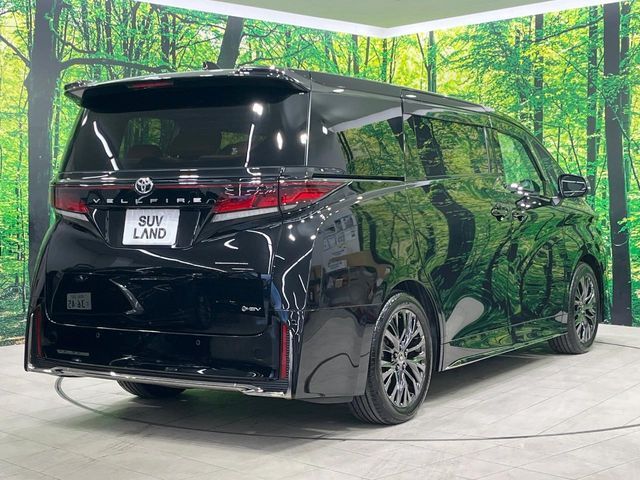 TOYOTA VELLFIRE  HYBRID 2024