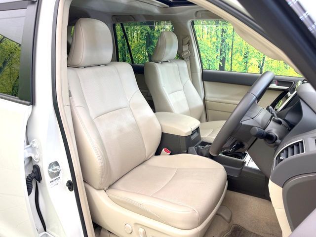 TOYOTA LANDCRUISER PRADO 2022