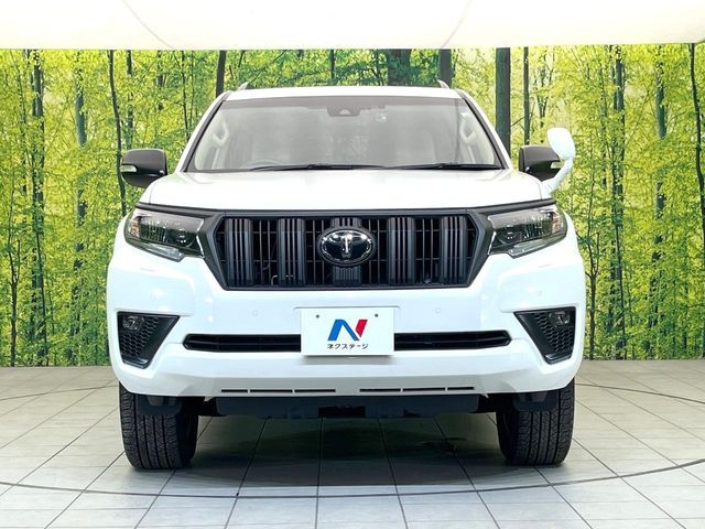 TOYOTA LANDCRUISER PRADO 2022