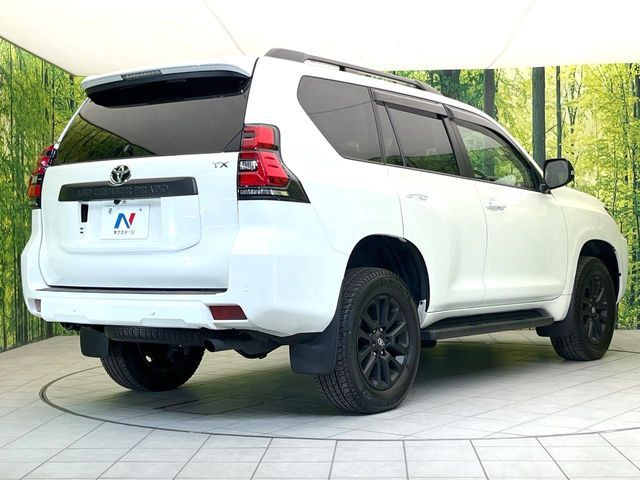 TOYOTA LANDCRUISER PRADO 2022