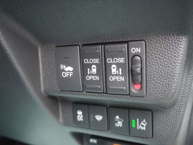 HONDA FREED HYBRID 4WD 2017