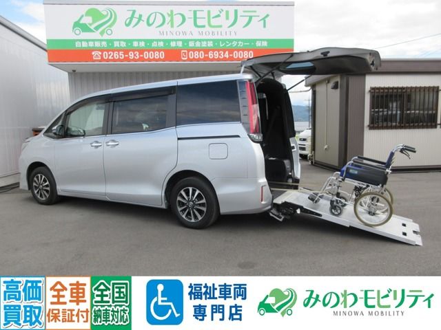 TOYOTA ESQUIRE 2019