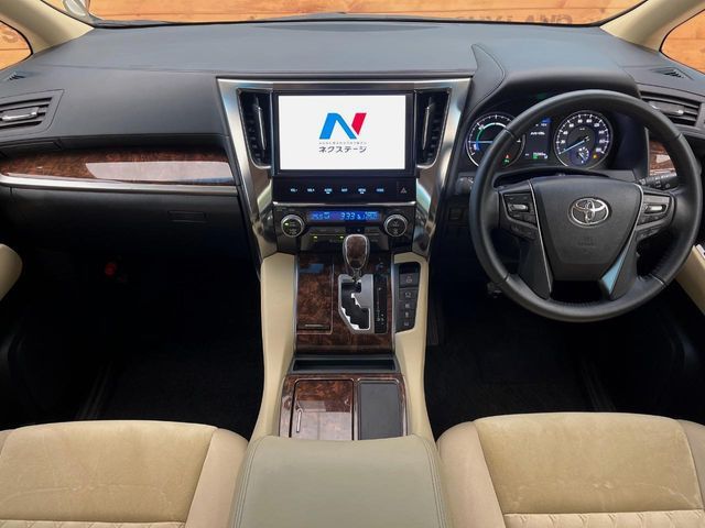 TOYOTA ALPHARD hybrid 4WD 2018