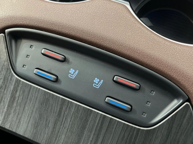 TOYOTA HARRIER 4WD 2020