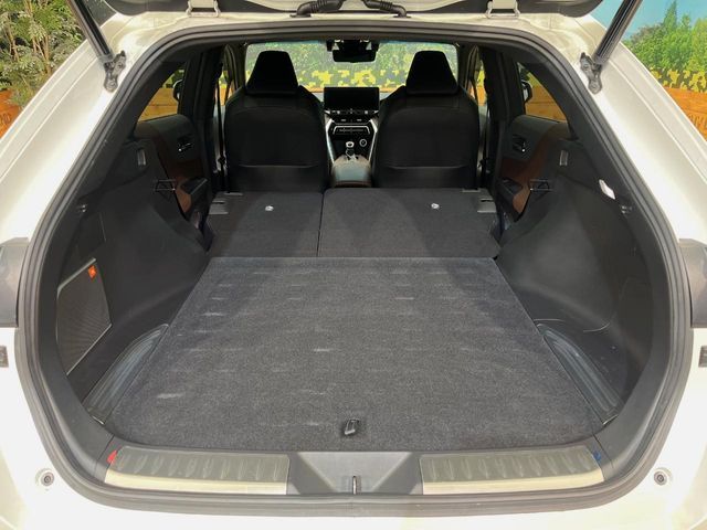 TOYOTA HARRIER 4WD 2020