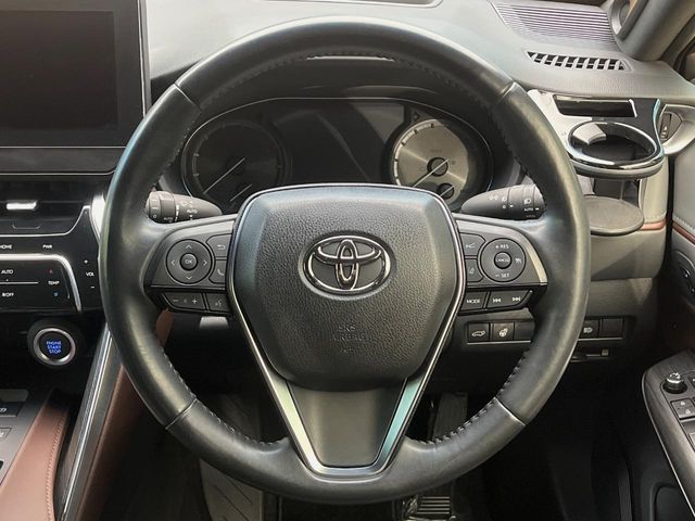 TOYOTA HARRIER 4WD 2020