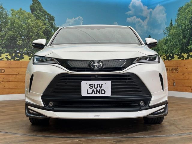 TOYOTA HARRIER 4WD 2020