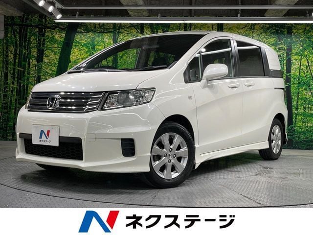 HONDA FREED Spike 2011