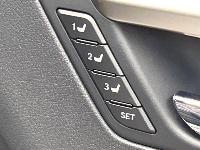 TOYOTA LEXUS RX200t 2017