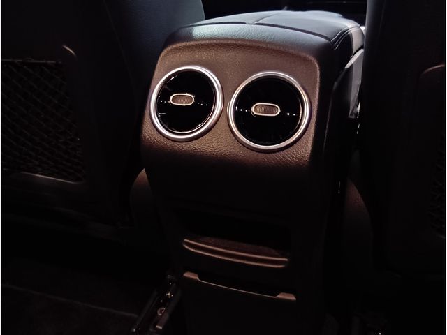 MERCEDES BENZ MERCEDES BENZ GLA class 2020