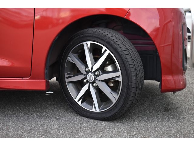 NISSAN DAYZ ROOX 2020