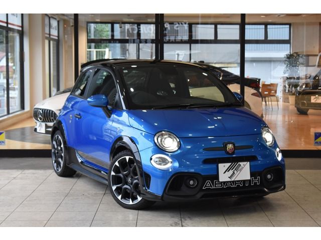 FIAT ABARTH 695 2023