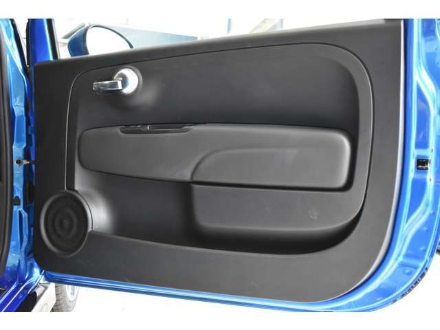 FIAT ABARTH 695 2023