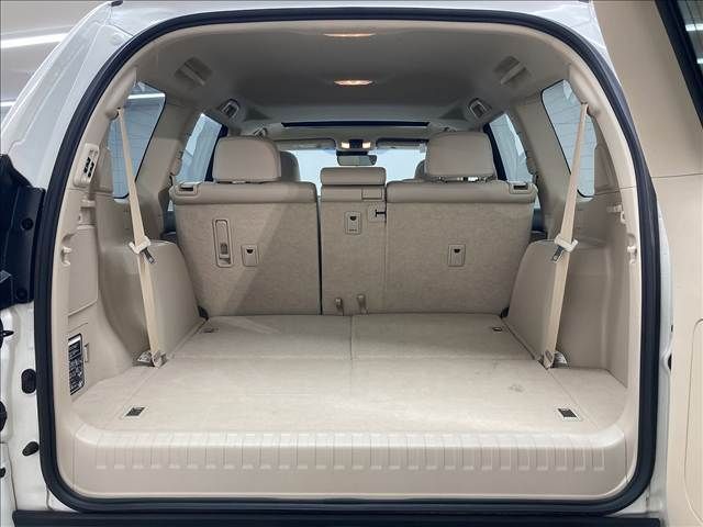 TOYOTA LANDCRUISER PRADO 2023