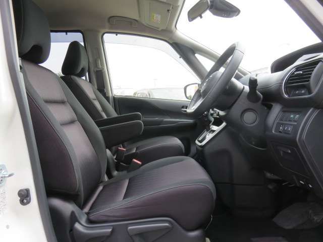 NISSAN SERENA  S-HYBRID 4WD 2018