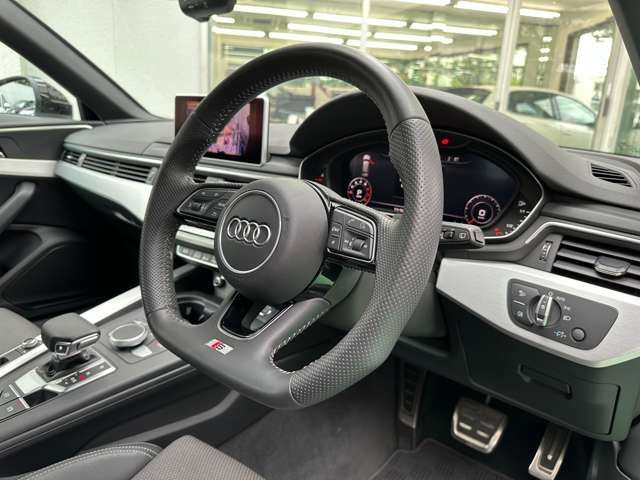 AUDI AUDI A4 AVANT 2019