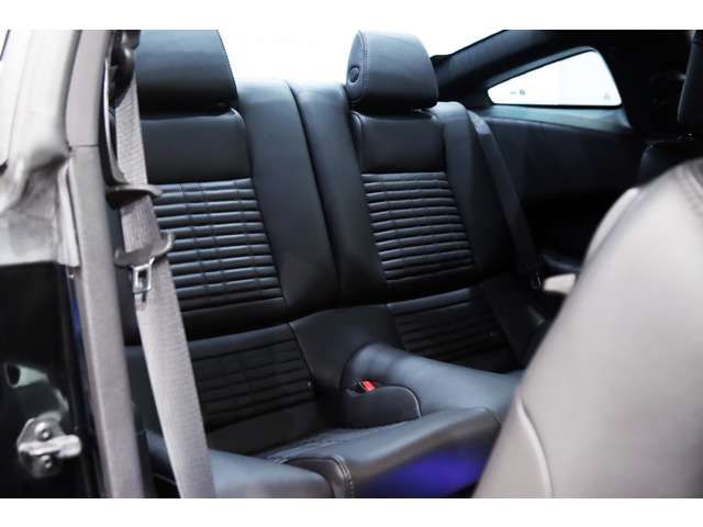 FORD FORD MUSTANG 2013