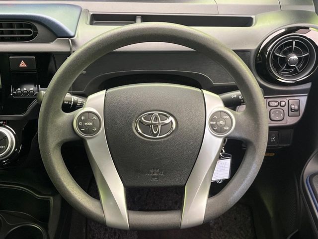 TOYOTA AQUA 2014