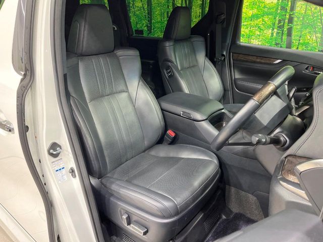 TOYOTA ALPHARD hybrid 4WD 2018