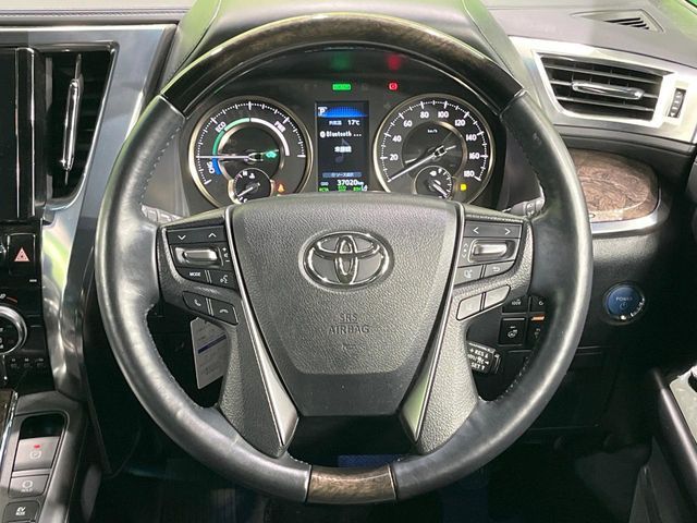 TOYOTA ALPHARD hybrid 4WD 2018