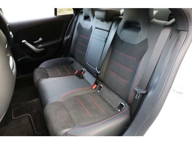 MERCEDES BENZ MERCEDES BENZ CLA class 2024