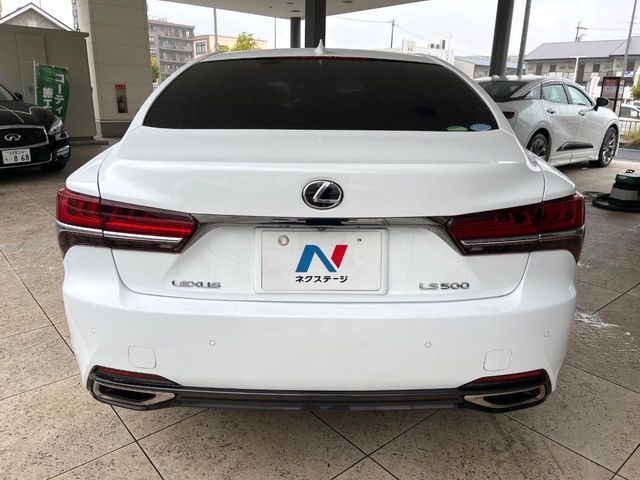 TOYOTA LEXUS LS500 2018