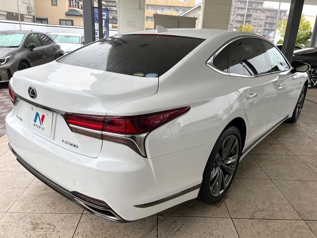 TOYOTA LEXUS LS500 2018