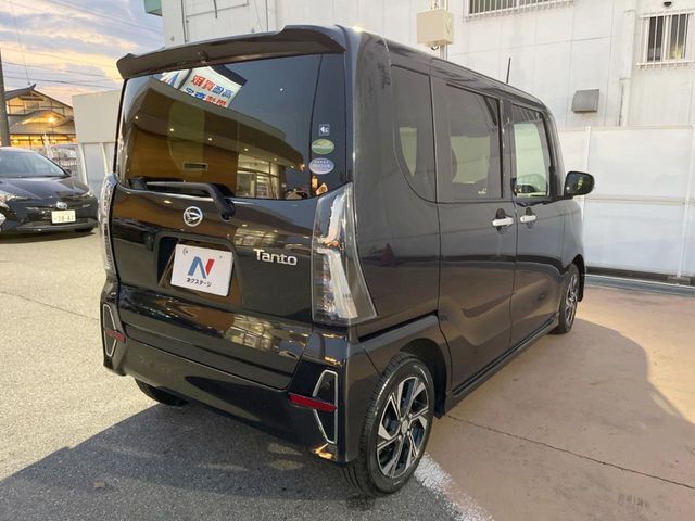 DAIHATSU TANTO CUSTOM 2020