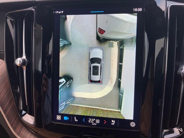 VOLVO VOLVO XC60 2023