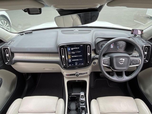 VOLVO VOLVO XC40 2019