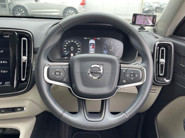 VOLVO VOLVO XC40 2019