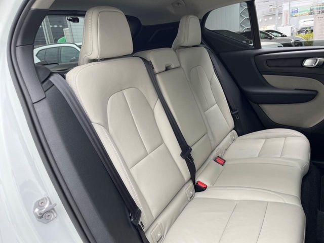 VOLVO VOLVO XC40 2019