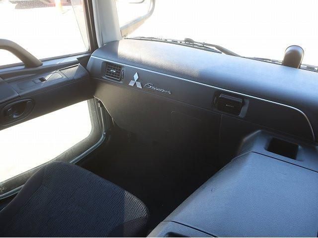 MITSUBISHI FUSOU SUPER GREAT 2019